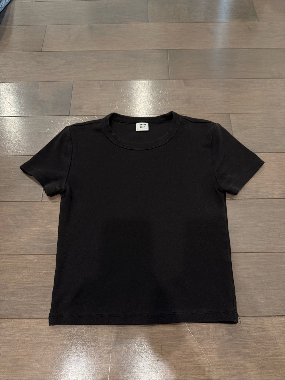 Aritzia Sunday Best Tee - Size XS Black